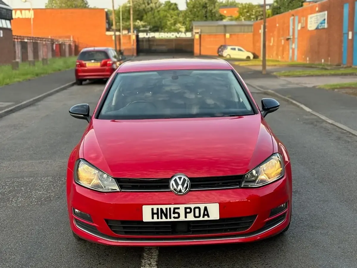 Used VW Golf VII GT 150 HP (110 kW) 2015 Red Hatchback