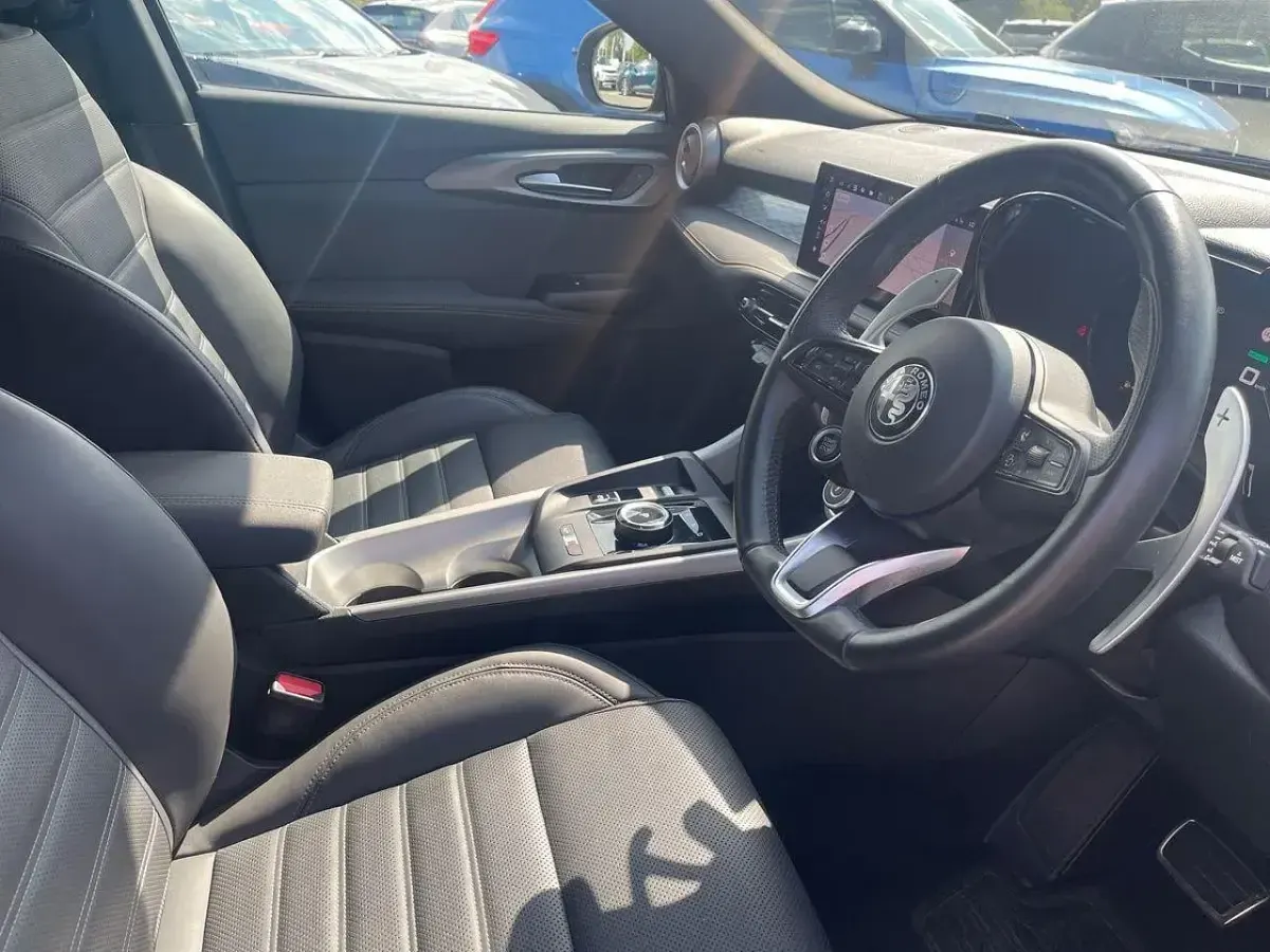 Used Alfa Romeo Tonale Sprint 160 HP (117 kW) 2025 Grey SUV