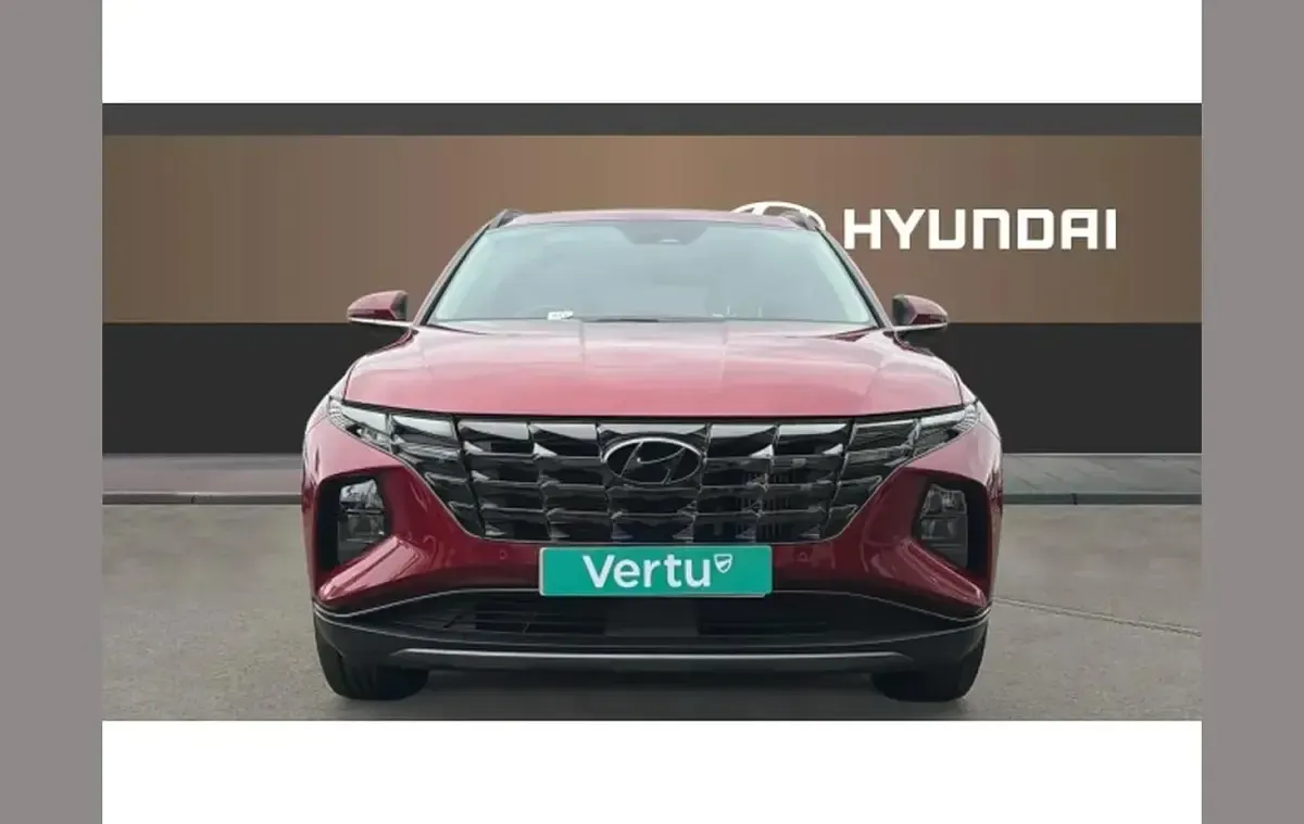 Used Hyundai Tucson Premium 230 HP (169 kW) 2023 Red SUV