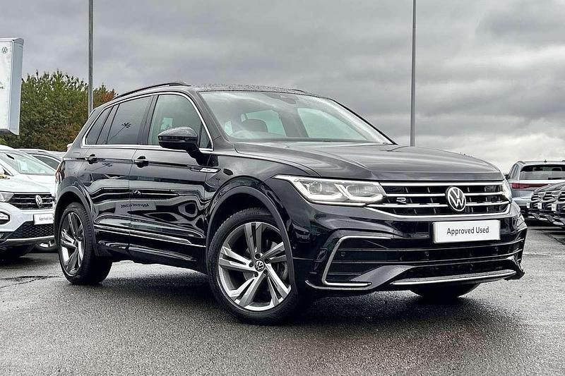 Black Used 2023 VW Tiguan R-line Edition SUV | £28,495 (Fair price) - Image 1/4