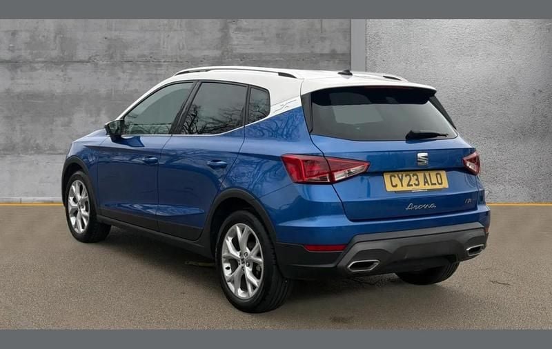 Used Seat Arona FR 110 HP (80 kW) 2023 Blue SUV