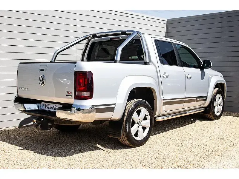 Used VW Amarok Ultimate 180 HP (132 kW) 2015 Silver Pickup