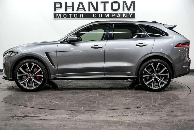 Used Jaguar F-Pace SVR 550 HP (404 kW) 2019 Grey SUV