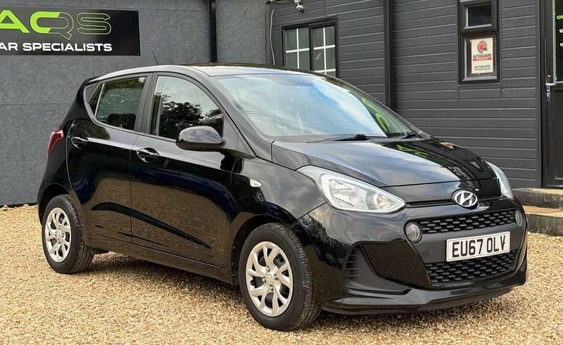 Used Hyundai i10 SE 87 HP (63 kW) 2017 Black Hatchback