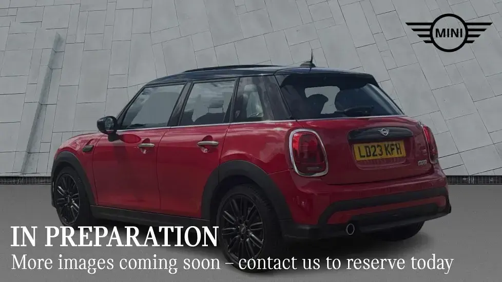 Used Mini Cooper Exclusive 134 HP (98 kW) 2023 Red Hatchback