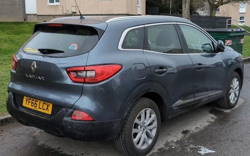 Usado Renault Kadjar Dynamique 131 HP (96 kW) 2018 SUV
