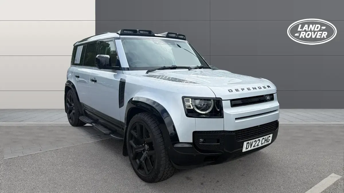 Usado Land Rover Defender 249 HP (183 kW) 2022 SUV