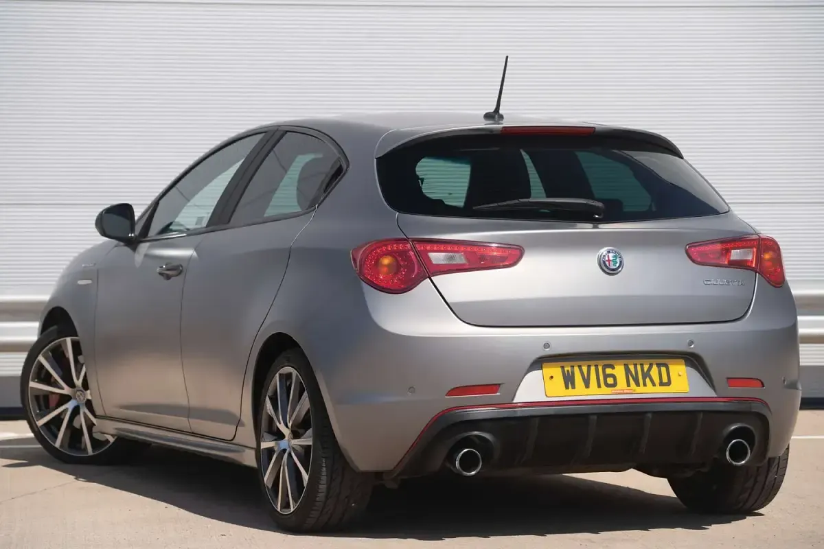Used Alfa Romeo Giulietta Veloce 240 HP (176 kW) 2016 Grey Hatchback