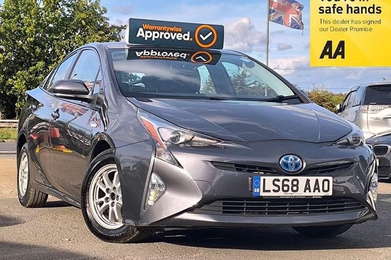 Used 2018 Toyota Prius Active Hatchback | £12,495 (Good price) - Image 1/1