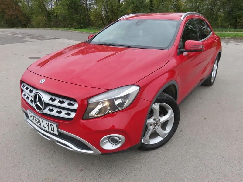 Used Mercedes GLA200 Executive 2018 Red SUV