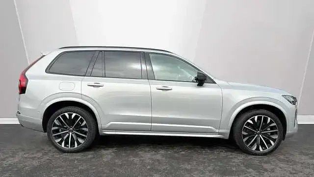 Used Volvo XC90 Ultra 455 HP (334 kW) 2025 Silver SUV