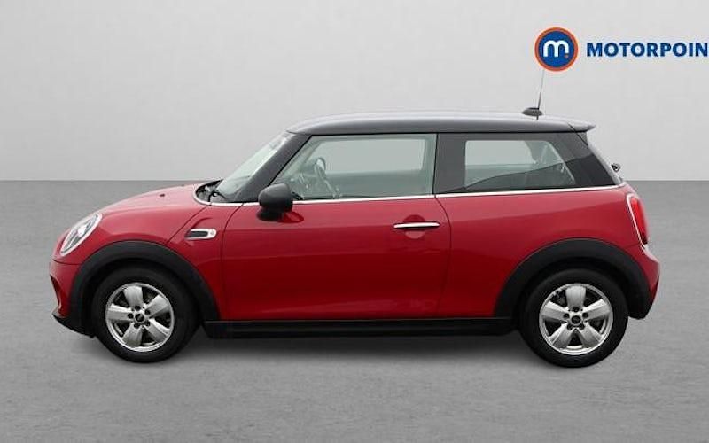 Used Mini Cooper Classic 136 HP (100 kW) 2021 Hatchback