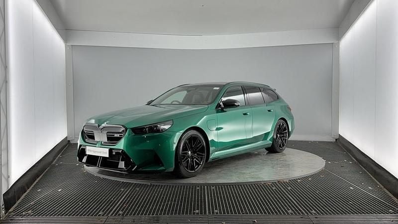 Used BMW M5 Comfort Edition 717 HP (527 kW) 2025 Green Estate