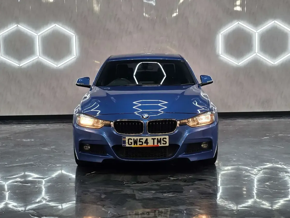Used BMW 318 M Sport 2015 Blue Sedan
