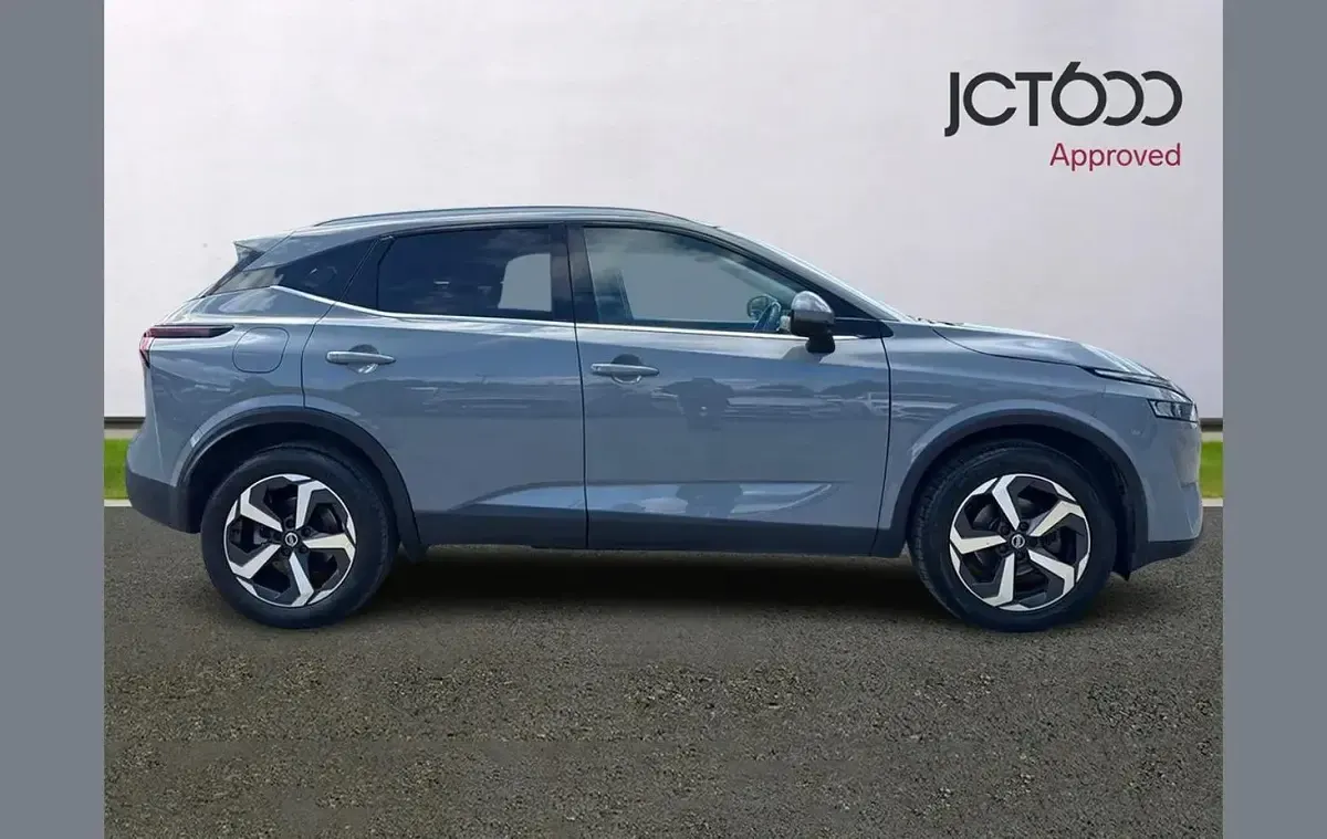 Used Nissan Qashqai N-Connecta 138 HP (101 kW) 2022 Grey SUV