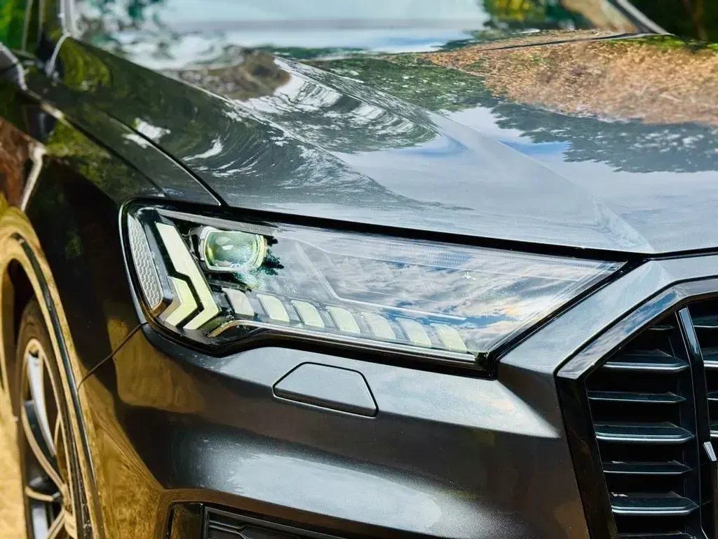 Used Audi Q7 Black Edition 286 HP (210 kW) 2021 Grey SUV