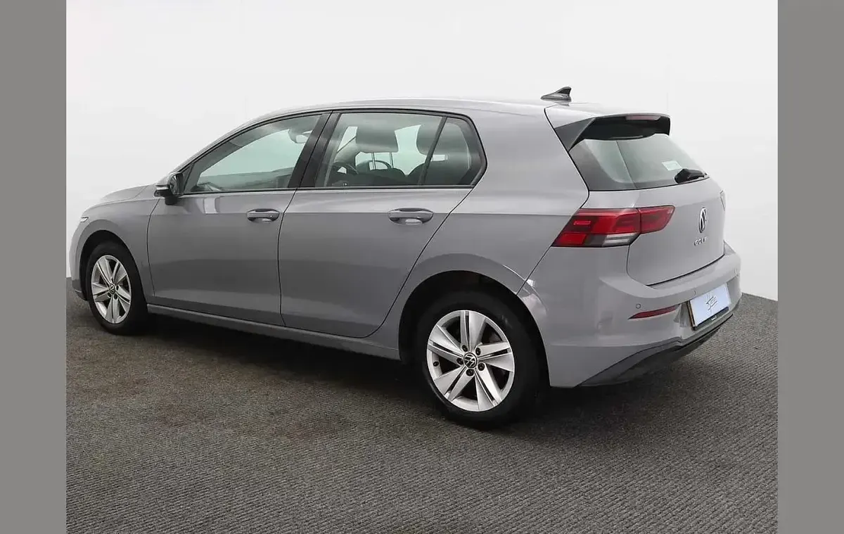 Used VW Golf VIII Life 108 HP (79 kW) 2021 Grey Hatchback