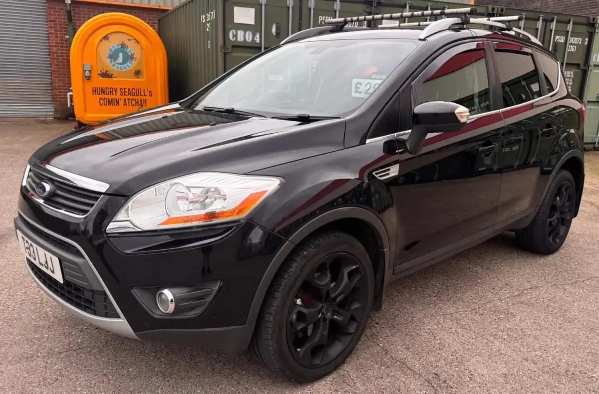 Usado Ford Kuga Titanium 163 CV (119 kW) 2012 Negro SUV