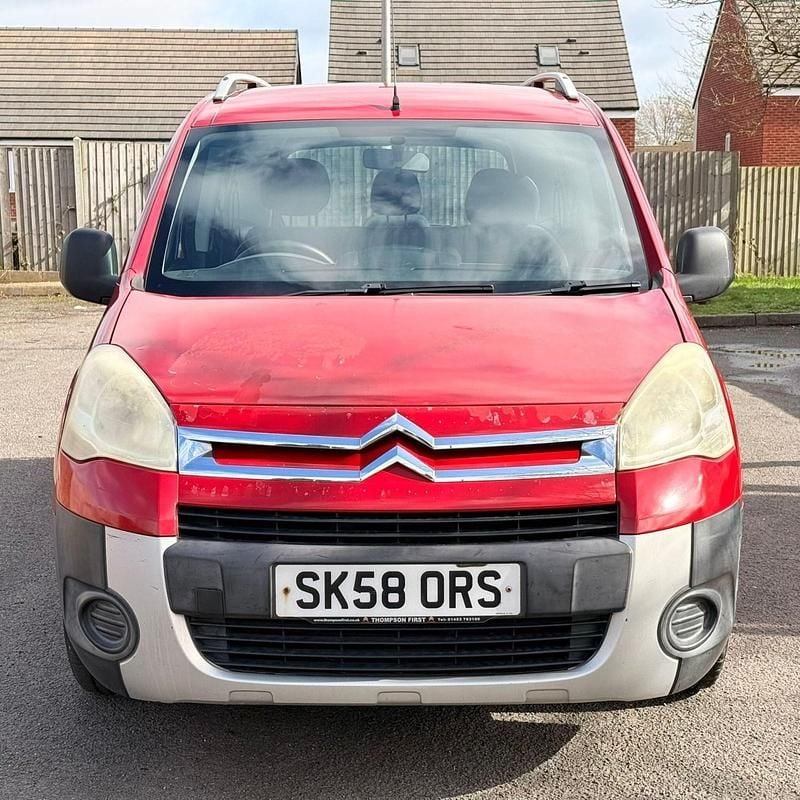Used Citroën Berlingo 2009 Red MPV