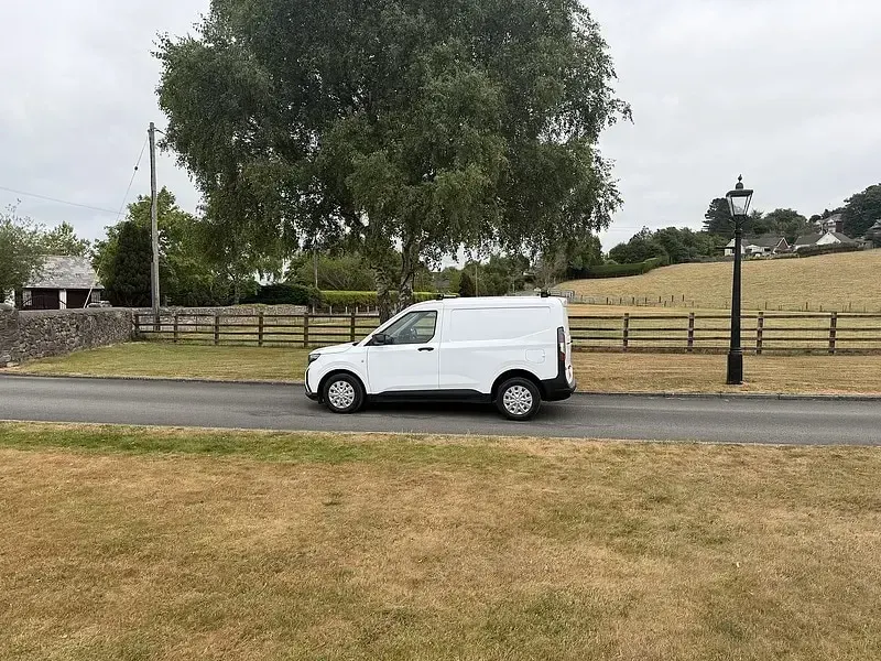 Used Ford Transit Courier 100 HP (73 kW) 2024 White Van