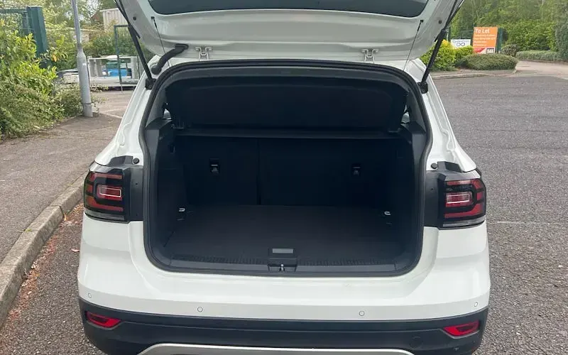 Begagnad VW T-Cross SE 95 HK (69 kW) 2023 Vit SUV