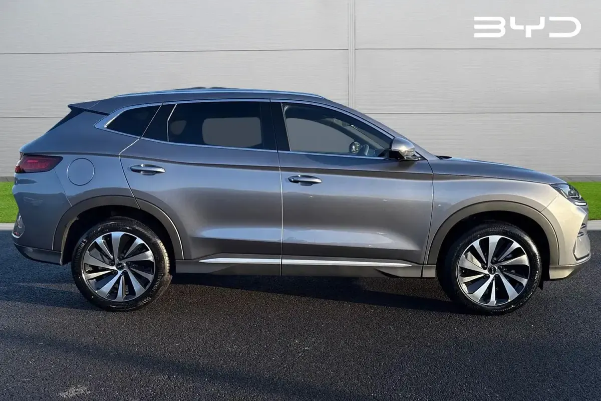 New BYD Seal U Design 324 HP (238 kW) 2026 Grey SUV