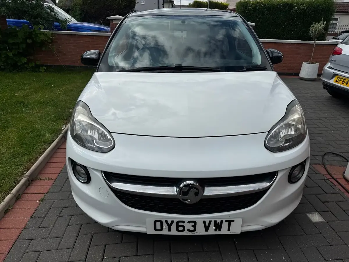 Used Vauxhall Adam Jam 87 HP (63 kW) 2013 White Hatchback