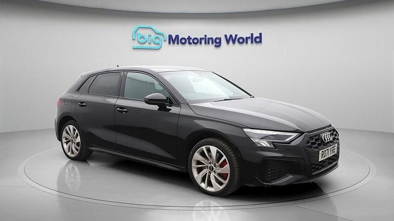 Used Audi A3 Sportback e-tron Competition 241 HP (177 kW) 2021 Black Hatchback