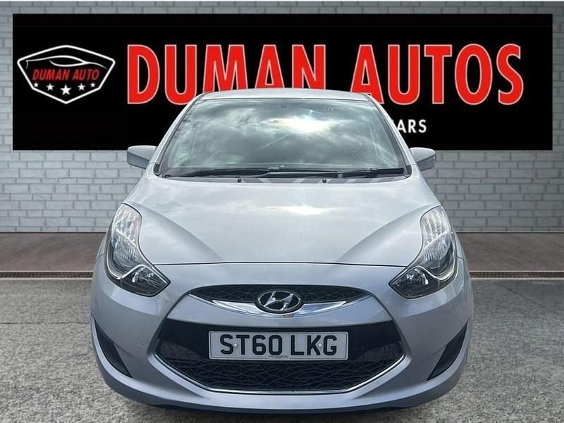 Used Hyundai ix20 Active 90 HP (66 kW) 2011 Silver Hatchback