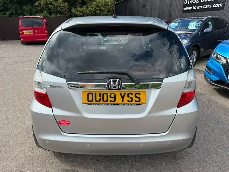 Used Honda Jazz EX 100 HP (73 kW) 2009 Silver Hatchback