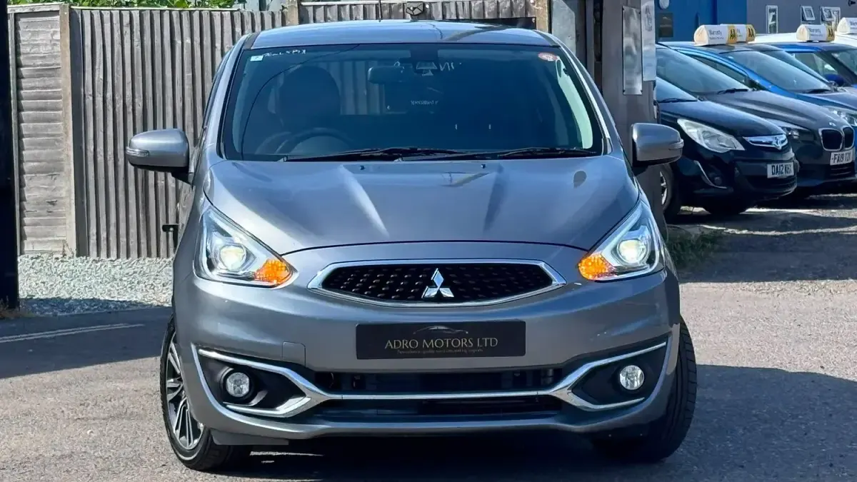 Used Mitsubishi Mirage 78 HP (57 kW) 2018 Grey Hatchback