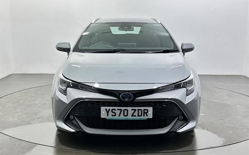 Used Toyota Corolla 122 HP (89 kW) 2021 Grey Estate