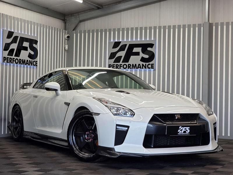 White Used 2017 Nissan GT-R Recaro Coupe | £75,000 (Fair price) - Image 1/4