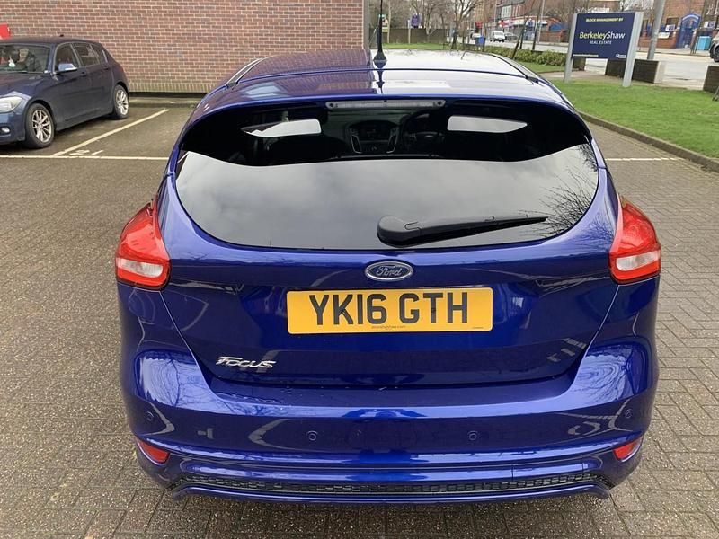 Usado Ford Focus Titanium 2016 Azul Citadino