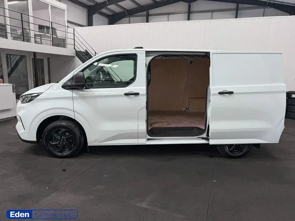 Used Ford Transit Custom Trend 136 HP (100 kW) 2025 White Van