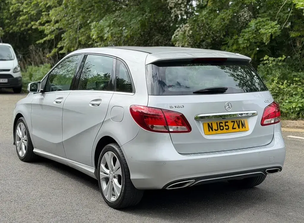 Used Mercedes B180 Executive 109 HP (80 kW) 2015 Silver MPV