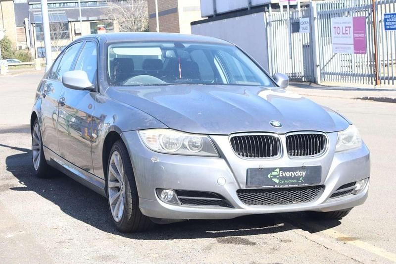 Used BMW 318 Performance 143 HP (105 kW) 2010 Grey Sedan
