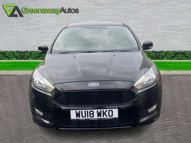 Używany Ford Focus ST-Line 140 KM (102 kW) 2018 Czarny Hatchback