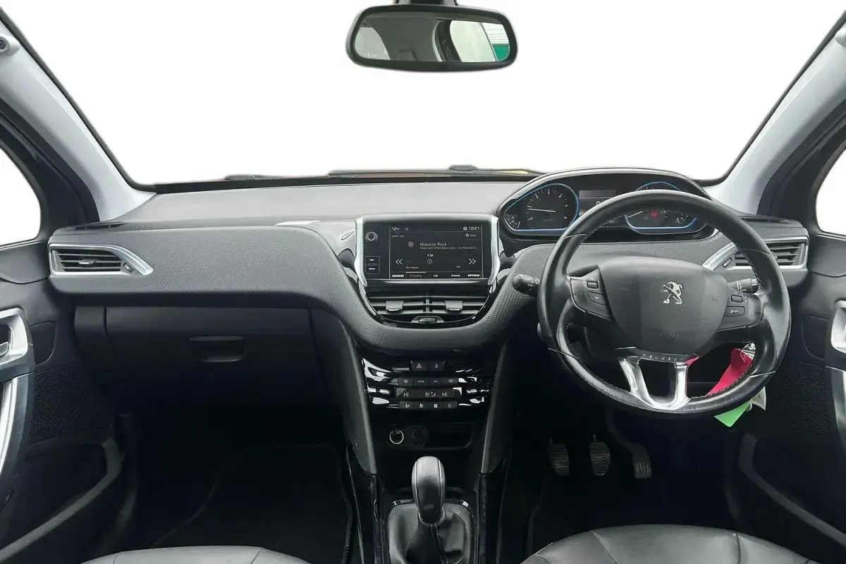 Used Peugeot 2008 Allure 99 HP (72 kW) 2017 Grey SUV