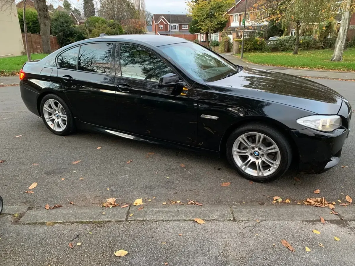 Używany BMW 520 M Sport 2013 Czarny Sedan/Limuzyna