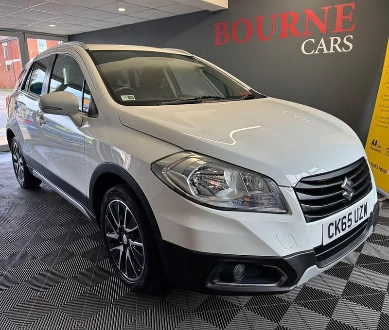 White Used 2015 Suzuki SX4 S-Cross SZ-T SUV | £7,762 (Fair price) - Image 1/4