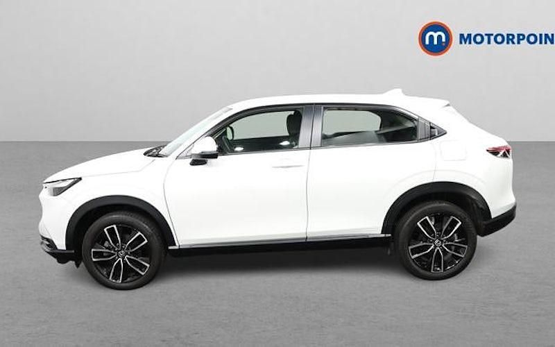 Second-hand Honda HR-V Elegance 131 CP (96 kW) 2024 SUV