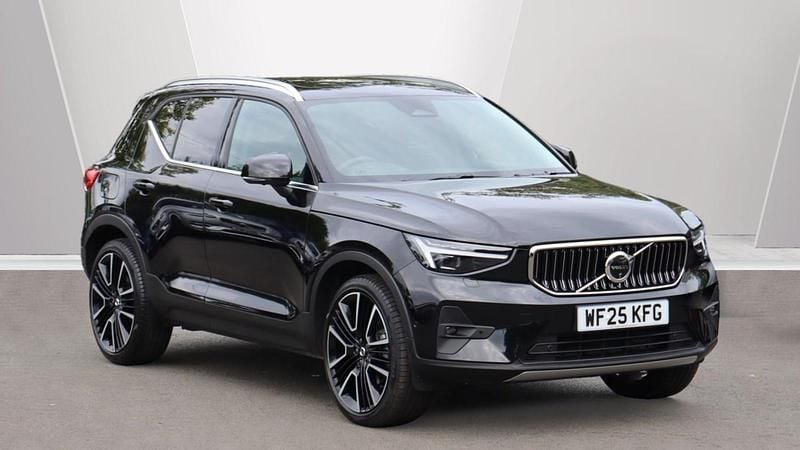 Black Used 2025 Volvo XC40 Ultra SUV | £36,995 (Expensive) - Image 1/4