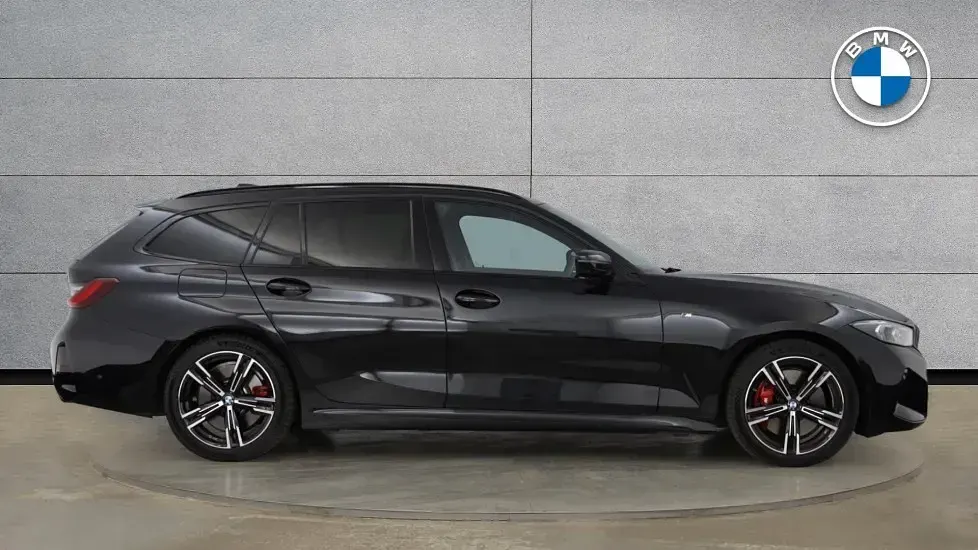 Used BMW 320 M Sport 181 HP (133 kW) 2025 Black Estate