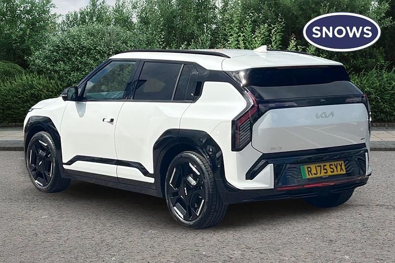 Used Kia EV3 GT-Line S 147 kW (201 HP) 2025 White SUV