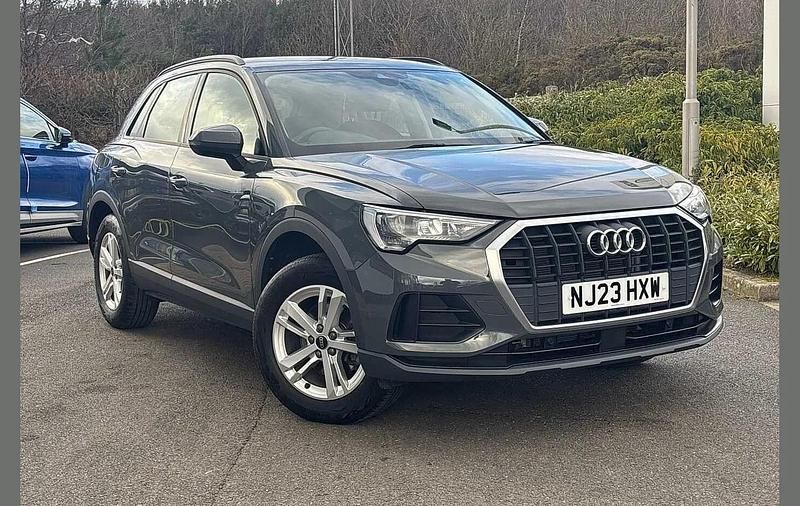 Used Audi Q3 Design 150 HP (110 kW) 2023 Grey SUV