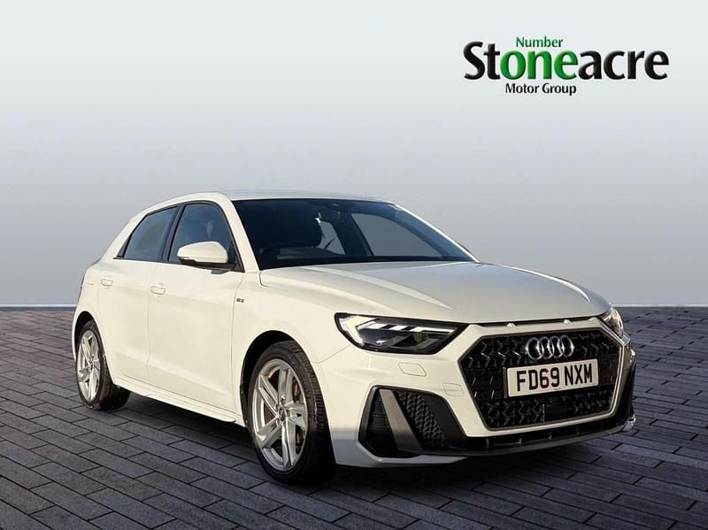 Used Audi A1 S-Line 94 HP (69 kW) 2019 White SUV