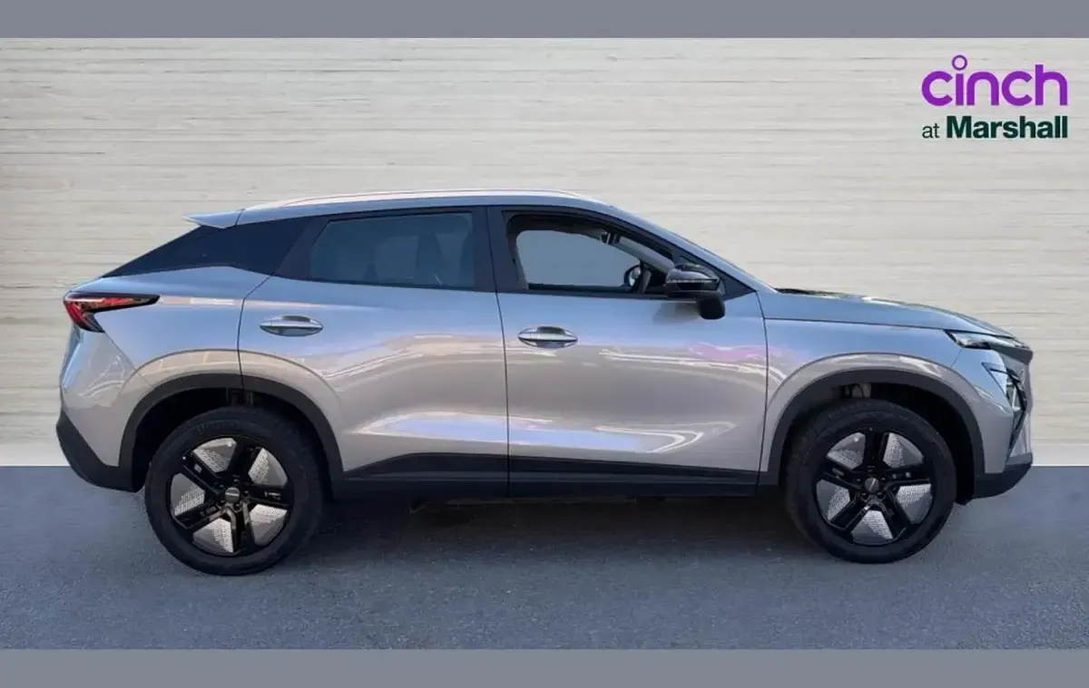 Used Omoda 5 155 kW (211 HP) 2025 Solid  galena silver SUV