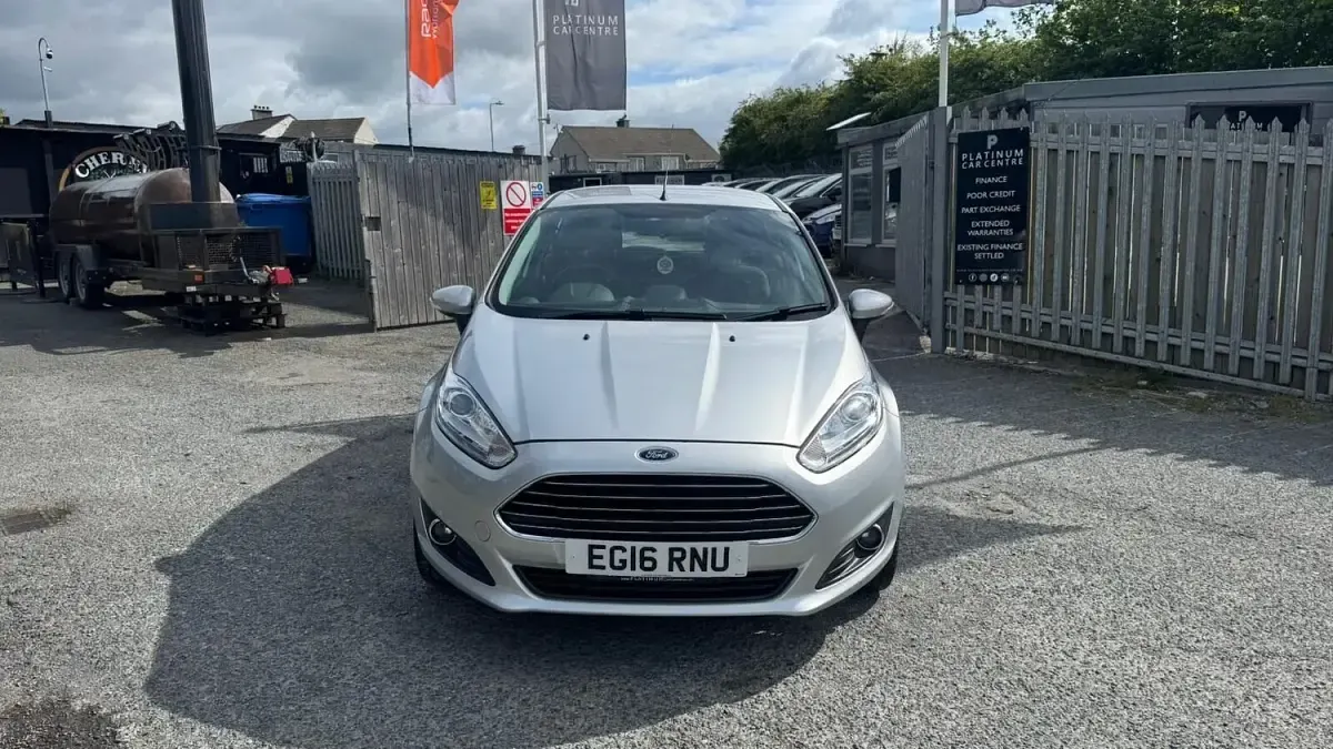 Used Ford Fiesta Zetec 2016 Silver Hatchback