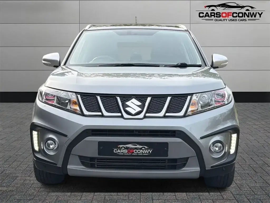 Used Suzuki Vitara 140 HP (102 kW) 2018 Grey/black SUV
